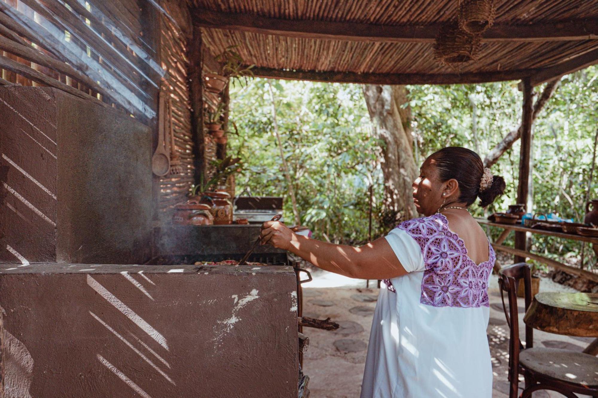 Madre Tierra Eco Habitat Guest House Puerto Morelos Exterior photo