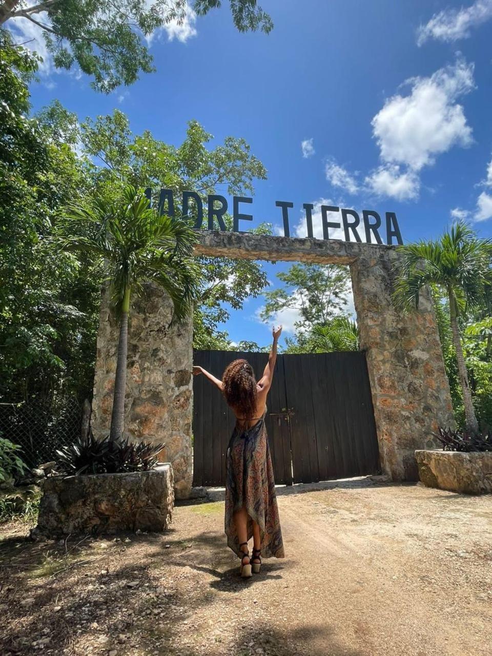 Madre Tierra Eco Habitat Guest House Puerto Morelos Exterior photo